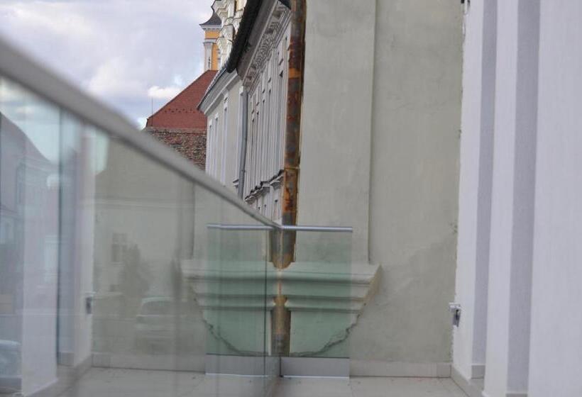 بنسيون Centrál Vendégház Székesfehérvár