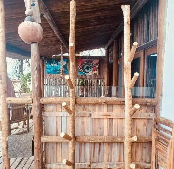 Majatalo La Vista Suítes Preá