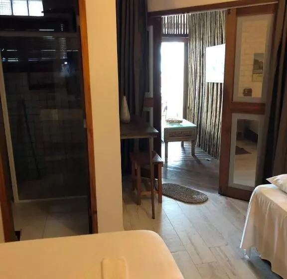 Majatalo La Vista Suítes Preá