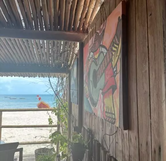 Majatalo La Vista Suítes Preá