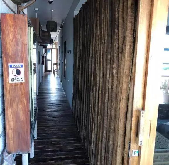 Majatalo La Vista Suítes Preá