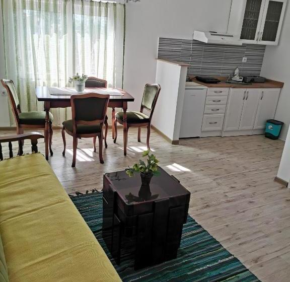 پانسیون Radman's House