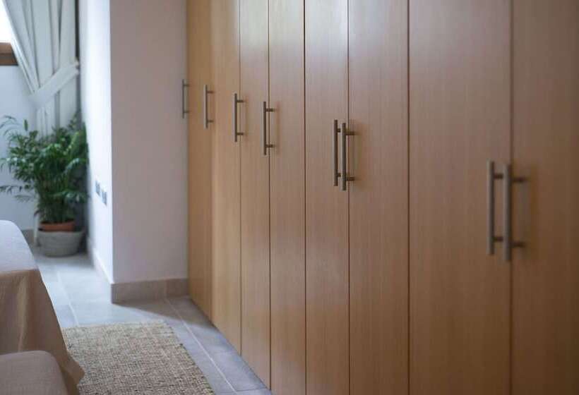 Penthouse M Reserva Del Higueron 3 Bedrooms. Transfer To The Beach And Train Station. Jacuzzi. Wifi