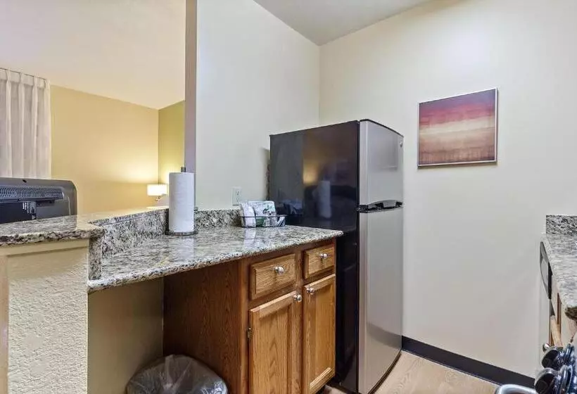 هتل Extended Stay America Suites  Newport News  Yorktown