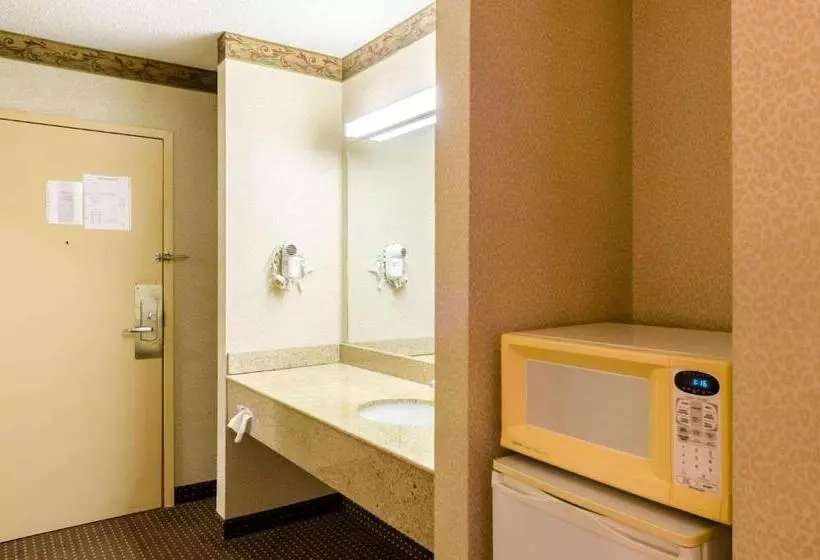 酒店 Fairbridge Inn Express