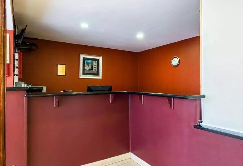 酒店 Fairbridge Inn Express