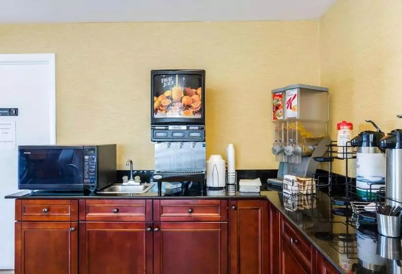 酒店 Fairbridge Inn Express