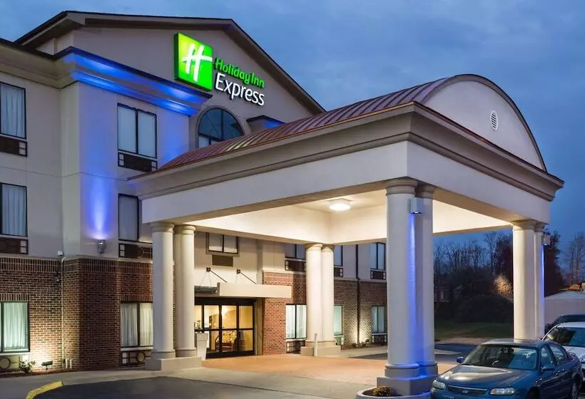 Отель Holiday Inn Express Princeton/i 77, An Ihg