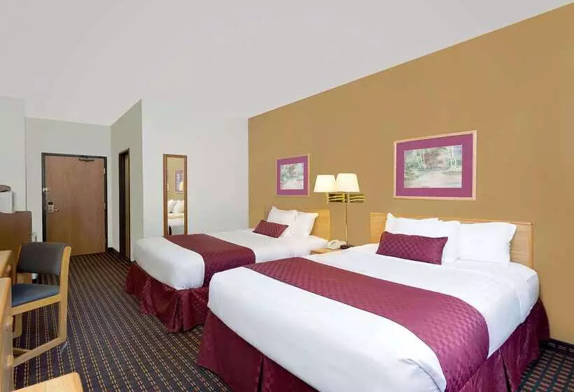 호텔 Ramada By Wyndham Richland Center