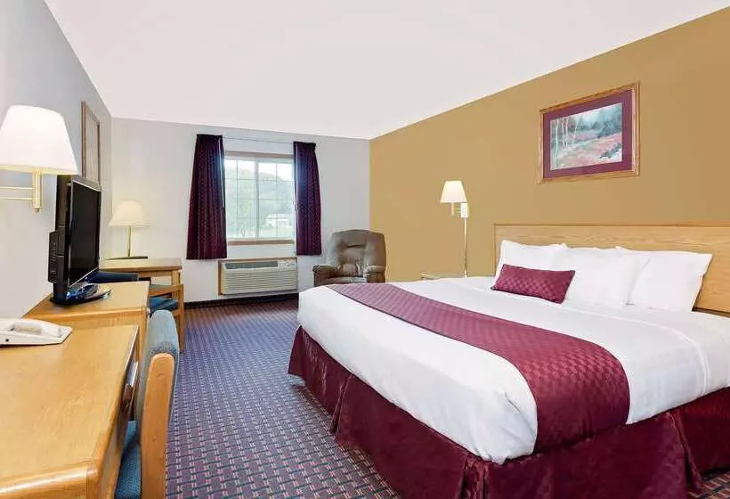 호텔 Ramada By Wyndham Richland Center