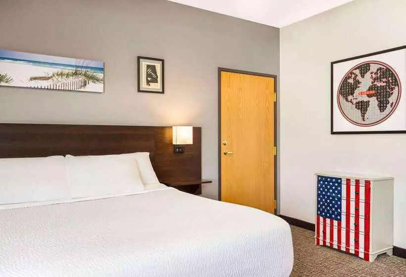 호텔 Ramada By Wyndham Richland Center