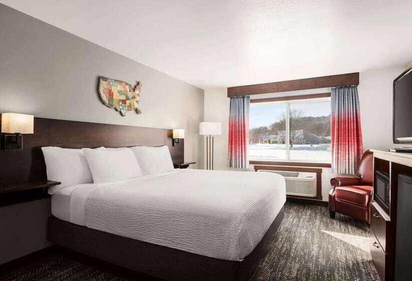 בית מלון כפרי Ramada By Wyndham Richland Center