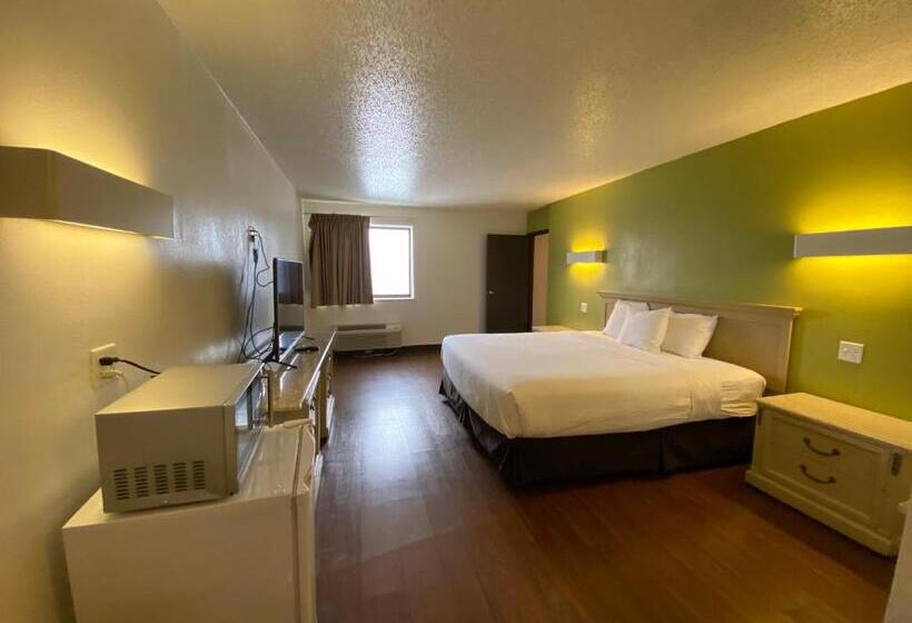 ホテル Skylight Inn Willoughby Cleveland Mentor