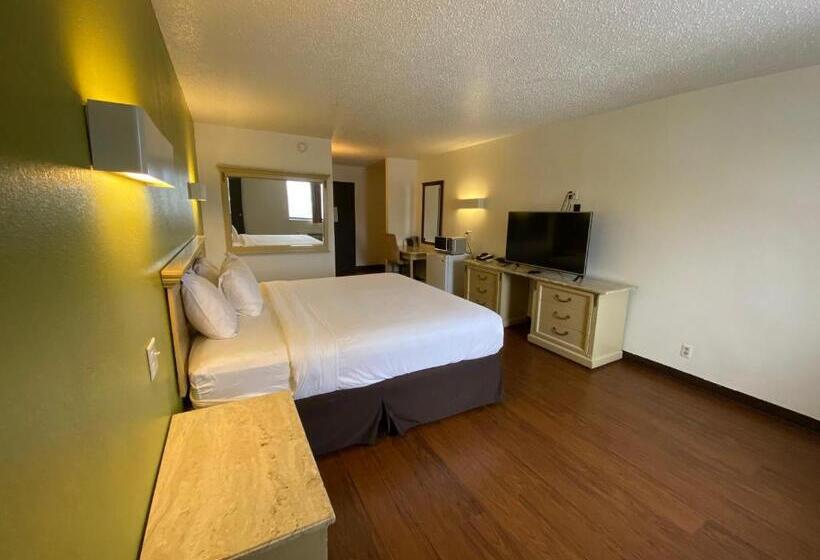 ホテル Skylight Inn Willoughby Cleveland Mentor