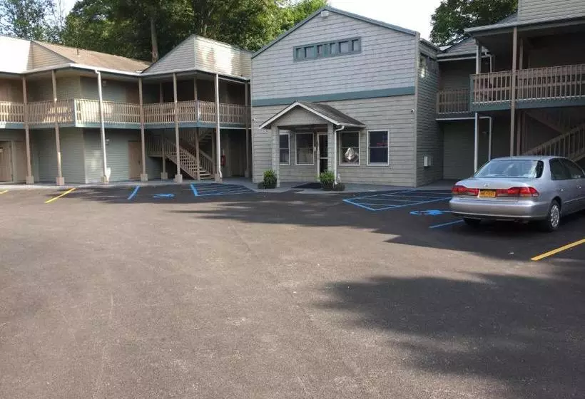 ホテル Town House Inn