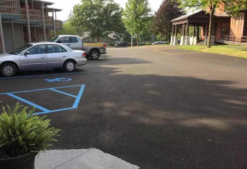 ホテル Town House Inn