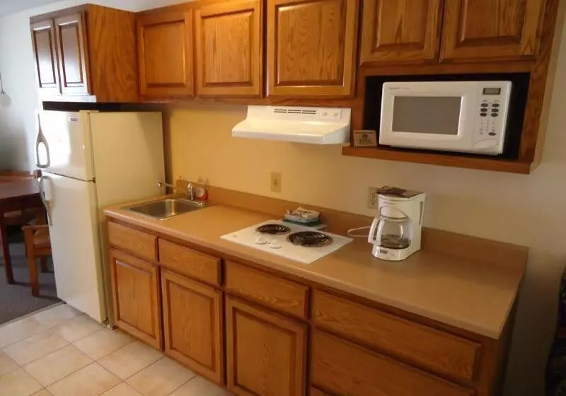 Townhouse Extended Stay Hotel Downtown