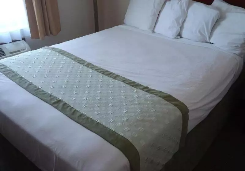 Townhouse Extended Stay Hotel Downtown