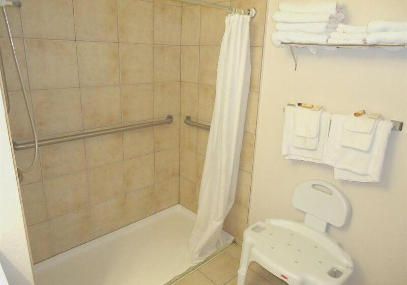 Townhouse Extended Stay Hotel Downtown