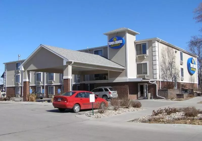 Townhouse Extended Stay Hotel Downtown