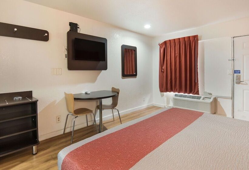 Motel 6fort Worth, Tx  Seminary