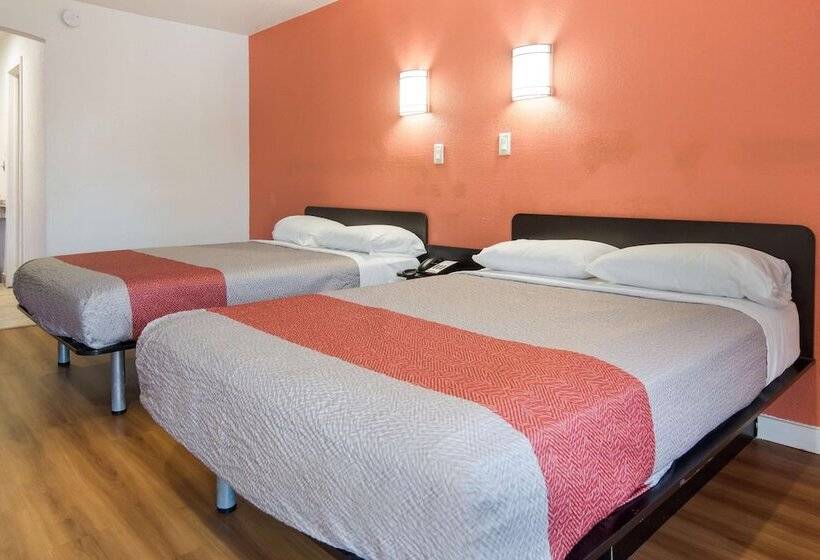 Motel 6fort Worth, Tx  Seminary