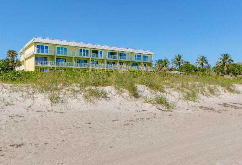 Tuckaway Shores Resort