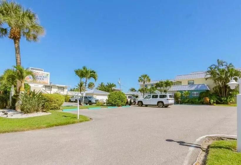 Tuckaway Shores Resort