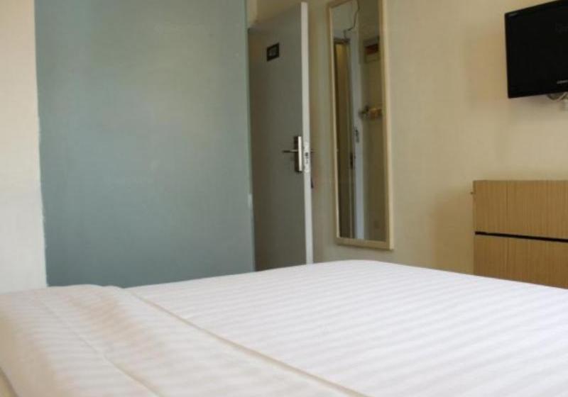 Otel 7 Days Inn Zibo Railway Station Branch