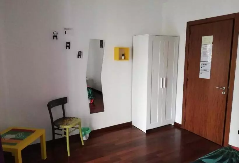 پانسیون De Rossi Holiday