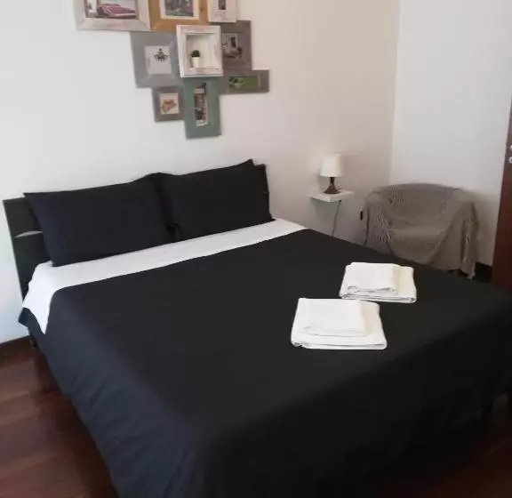 پانسیون De Rossi Holiday