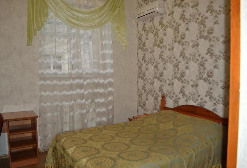 ユースホステル Piligrim 3