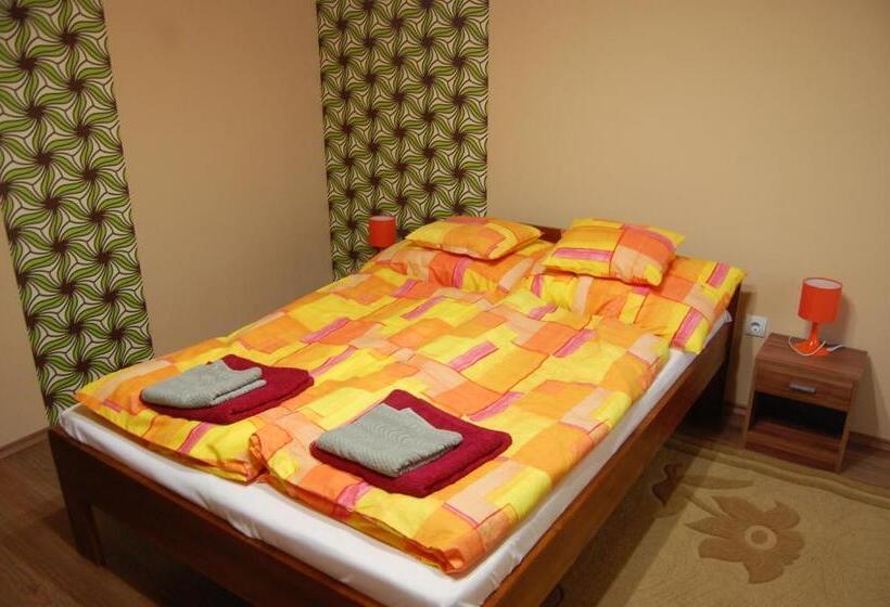 Belvárosi Panzió Pápa