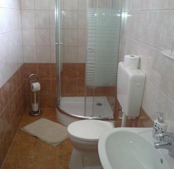 펜션 Szalay Vendégház