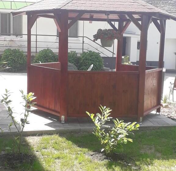 펜션 Szalay Vendégház