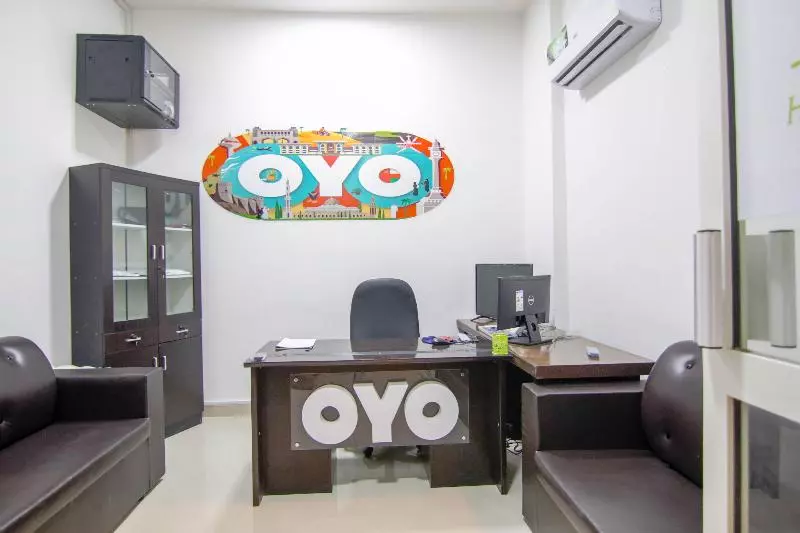 Al Gazzaz Furnished Apartment By Oyo Rooms