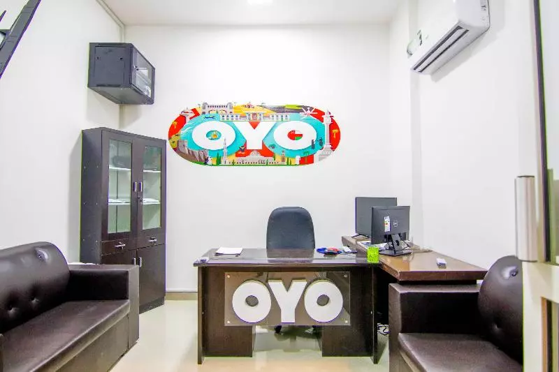 Al Gazzaz Furnished Apartment By Oyo Rooms