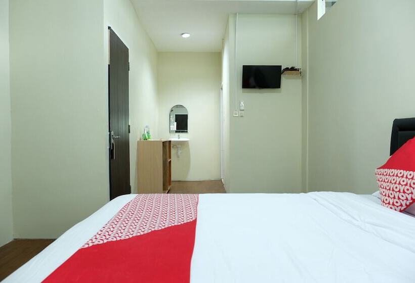 旅馆 Guest House D'makmoer By Oyo Rooms