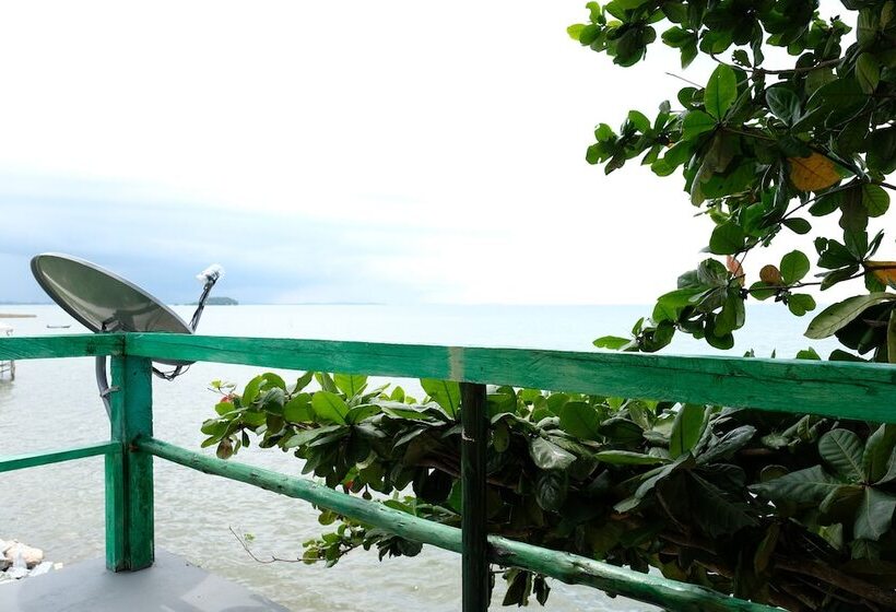 旅馆 Guest House D'makmoer By Oyo Rooms