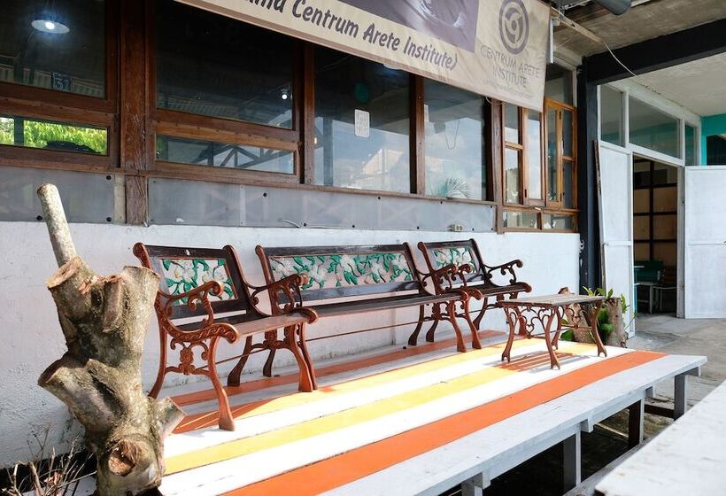 旅馆 Guest House D'makmoer By Oyo Rooms