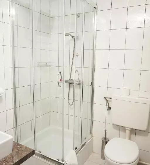 ベッドアンドブレックファースト Anna Panzió & Wellness Siófok