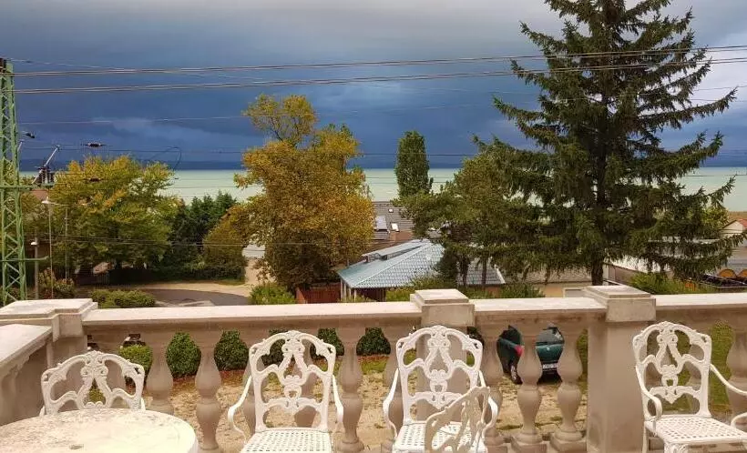 ベッドアンドブレックファースト Anna Panzió & Wellness Siófok