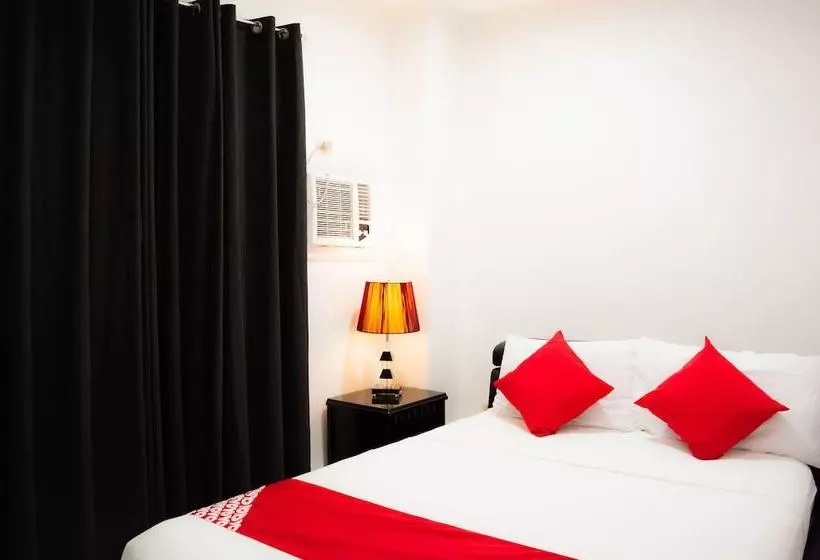 ホテル 153 Executive Suites By Oyo Rooms