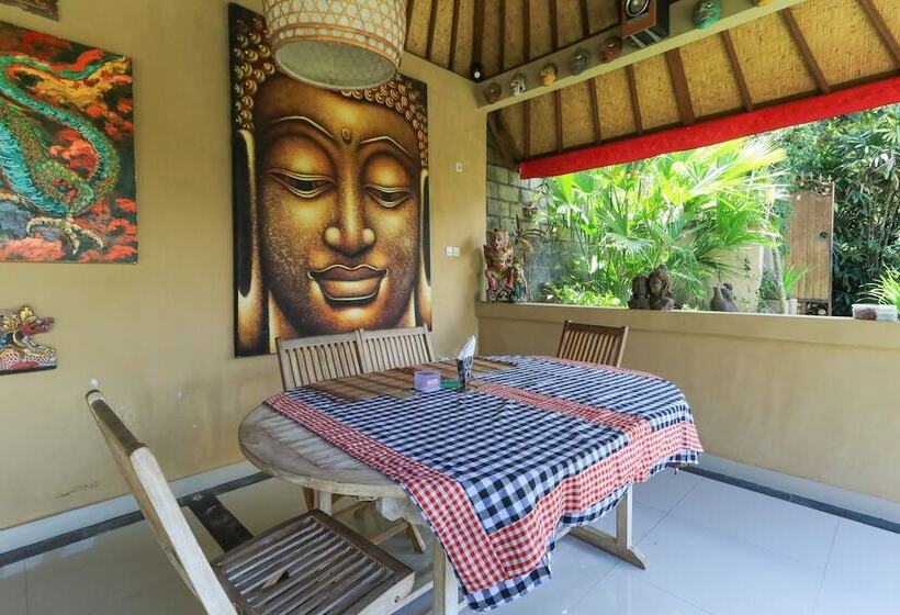 فندق Ubud Chez Nyoman