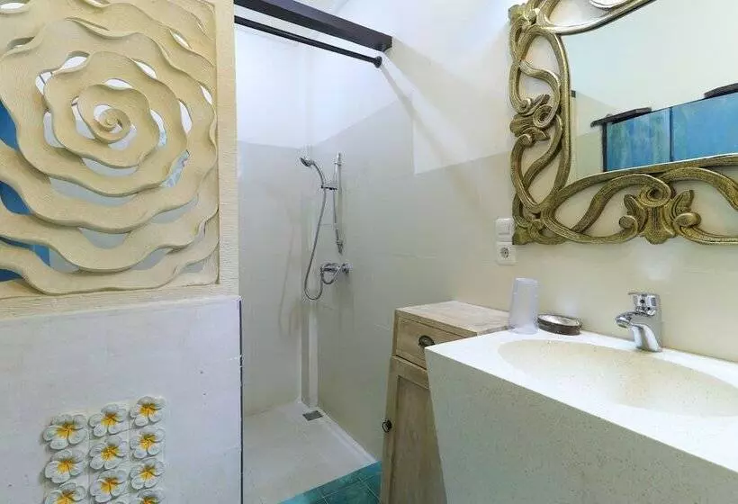 ホテル Ubud Chez Nyoman