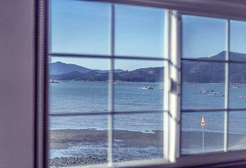 Namhae Mohito Pension