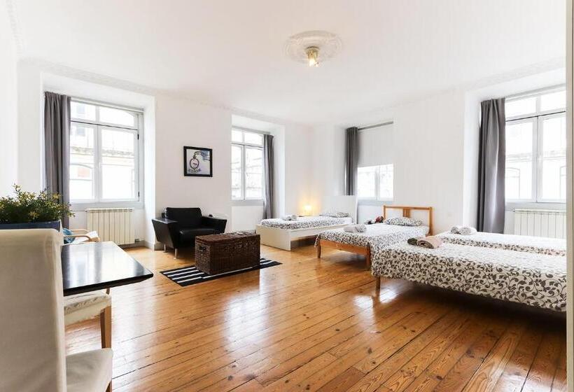 پانسیون Lisbon Silver Flower   Flat In Lisbon Center