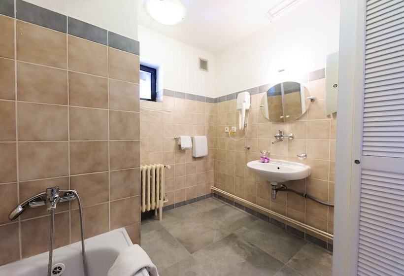 پانسیون Penzion La Route