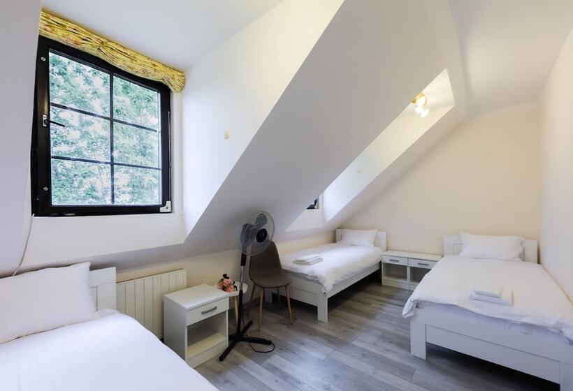 پانسیون Penzion La Route