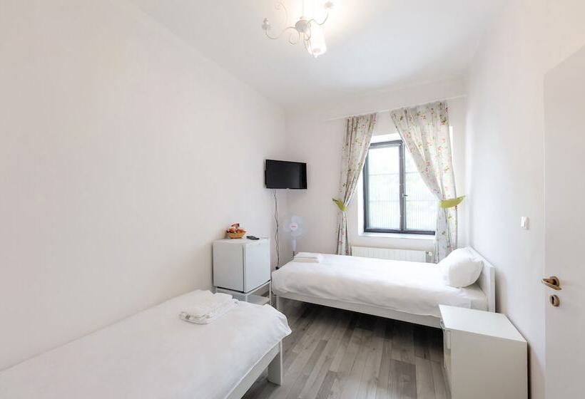 پانسیون Penzion La Route